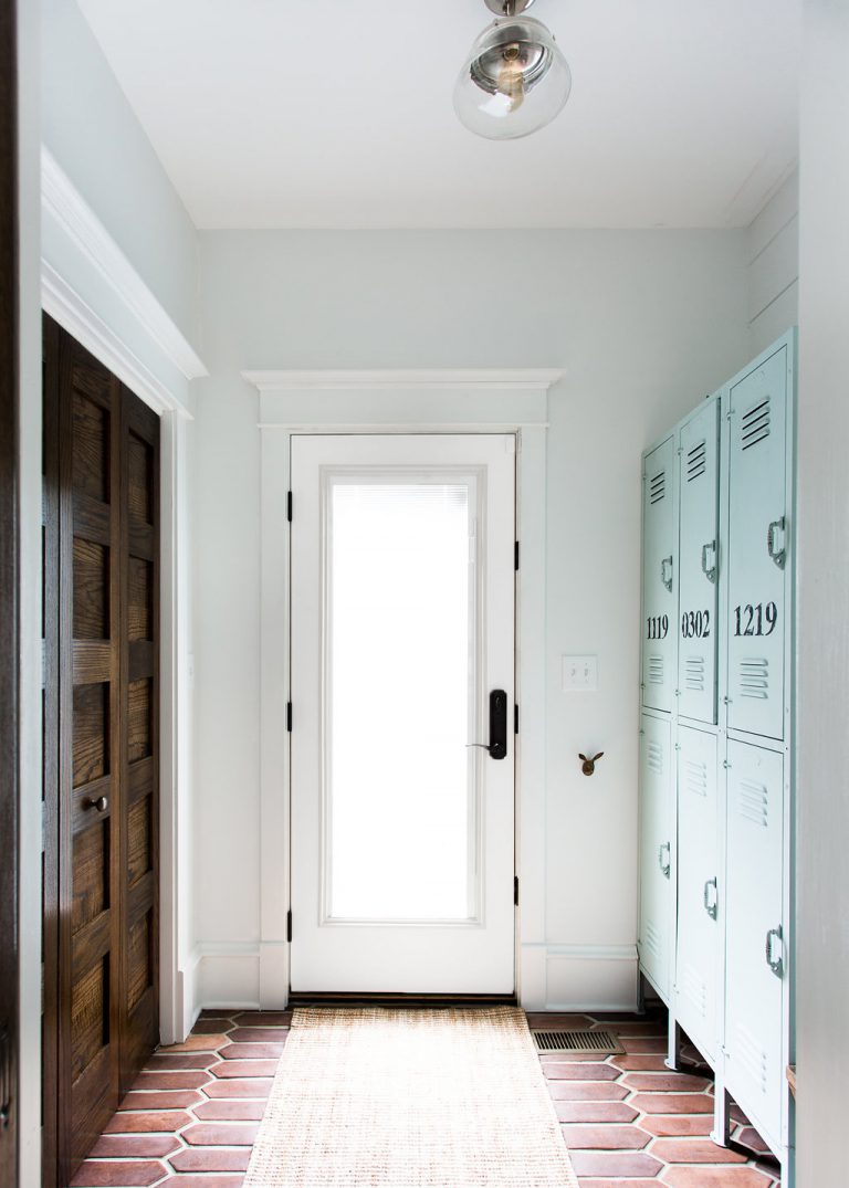 ember-cmr-mudroom-5171acopy.jpg